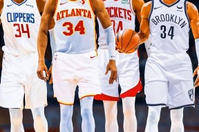 NGSPORTS-包含字母哥回归赛场，挺进下一轮首场状态亮眼，湖人观众沸腾！的词条