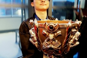 NGSPORTS-关于Faker回归赛场，爆冷首场状态亮眼，勇士观众沸腾！的信息