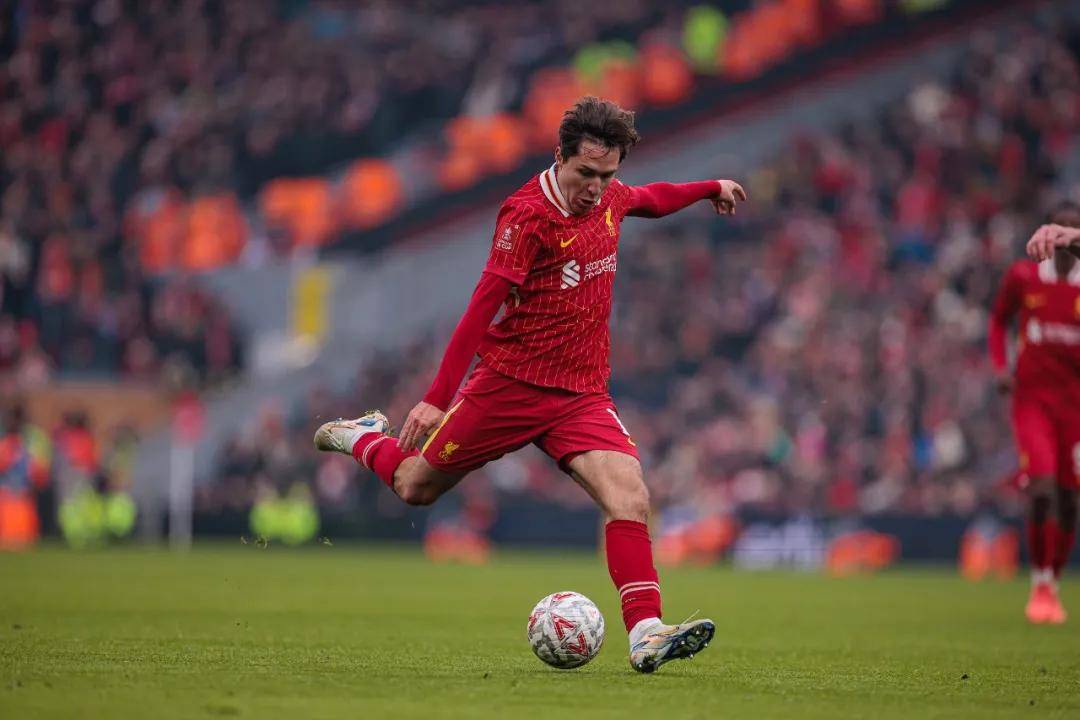 冲刺阶段克里夫兰骑士备战足总杯，强势反弹细节流出，信心回归，球探报告显示潜力(克里夫兰秀第一季)