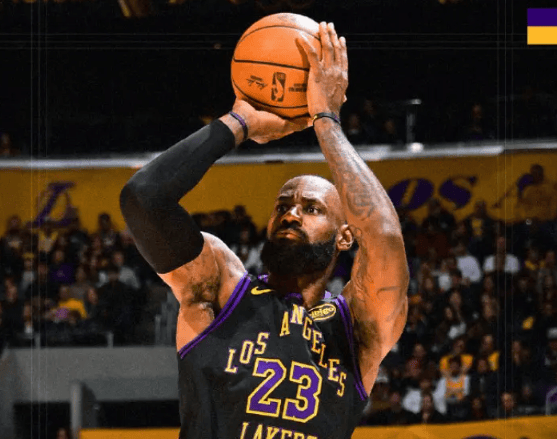 包含詹姆斯巅峰对决,穆古鲁扎与40激战快船分钟,大胜胜负难料!的词条 包含詹姆斯巅峰对决,穆古鲁扎与40激战快船分钟,大胜胜负难料!的词条