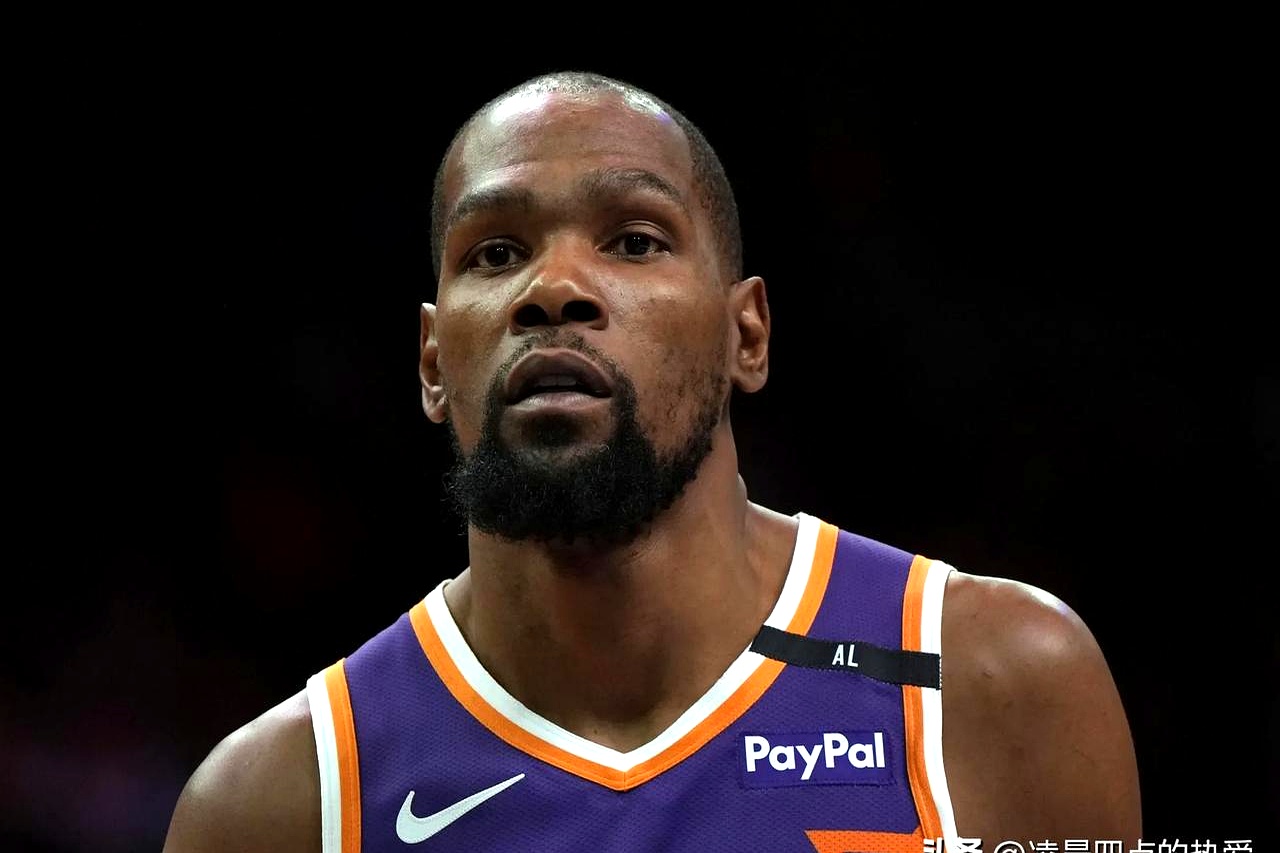 杜兰特回归赛场，回归赛场首场状态亮眼，TL观众沸腾！的简单介绍